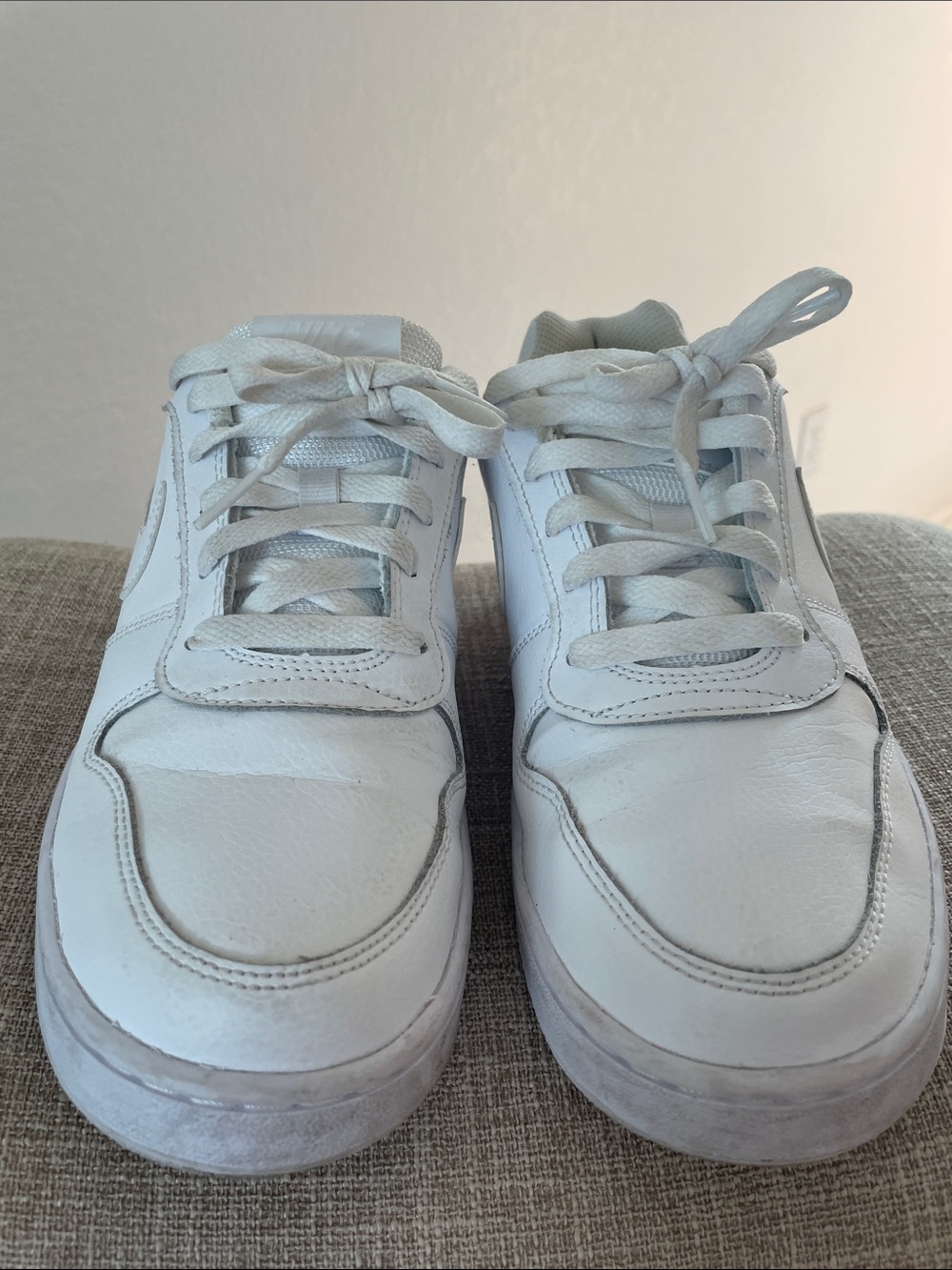 Nike Ebernon Low Triple White Leather Womens size 9 AQ1779-100 Lightly Worn